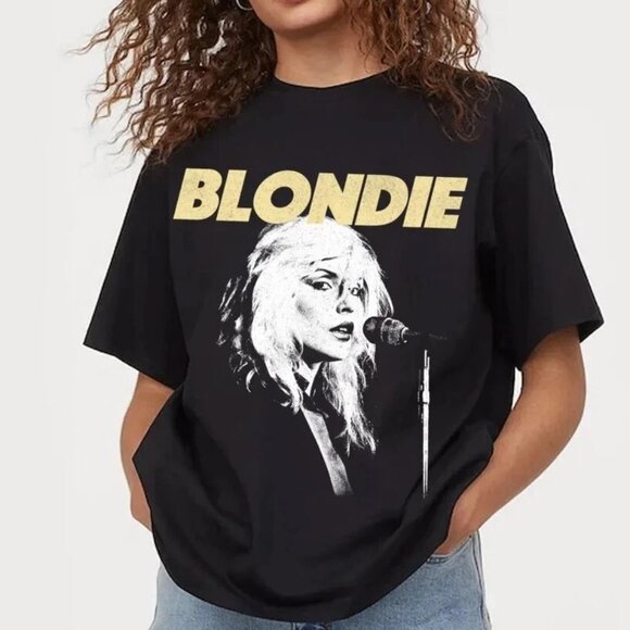 Comfort Color Blondie 1977 Direct From New York City T-Shirt, Debbie Harry Rock - Picture 1 of 4
